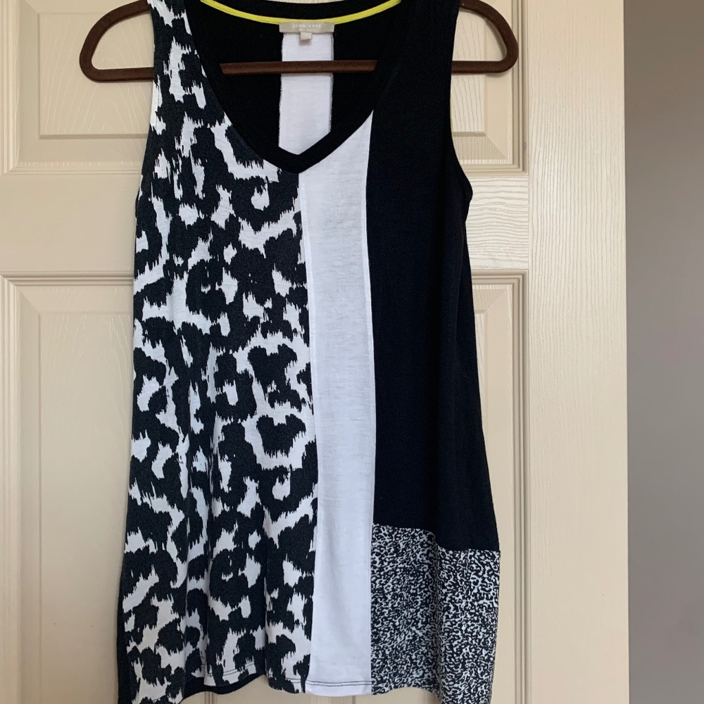 Joan Vass Black/White Print Sleeveless Top sz S